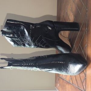 Jessica Simpson high heel cowboy boots